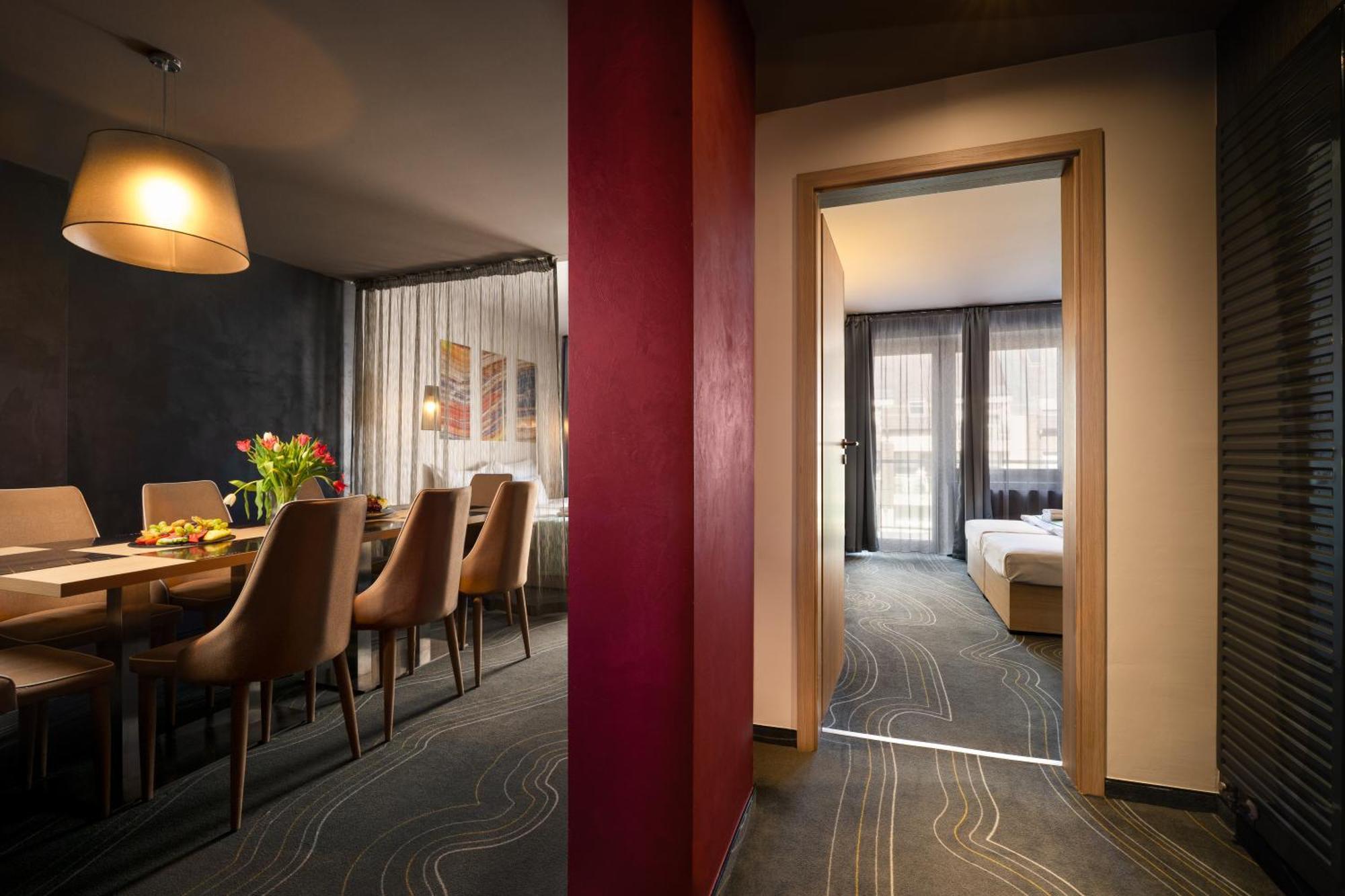 Onyx Luxury Aparthotel Sarvar Exterior photo
